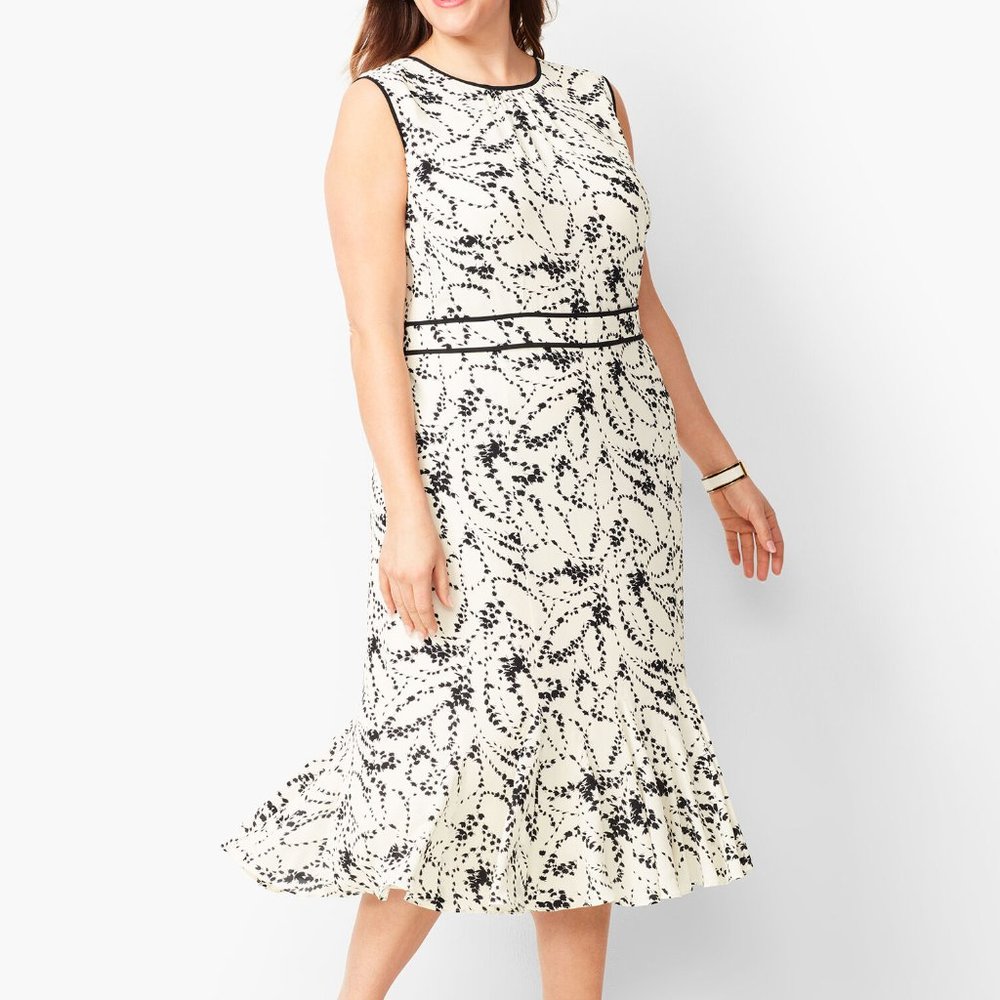 Talbots Floral Flounce-Hem Dress in Size 14W
